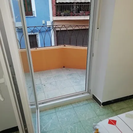 Casa De Tres Con Parking Bajo La Casa 펜션