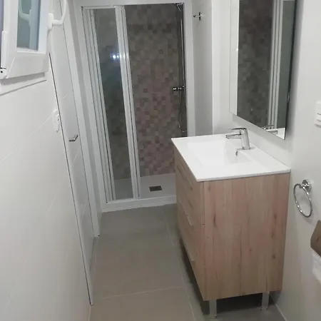 Semesterbostad Casa De Tres Con Parking Bajo La Casa Villajoyosa