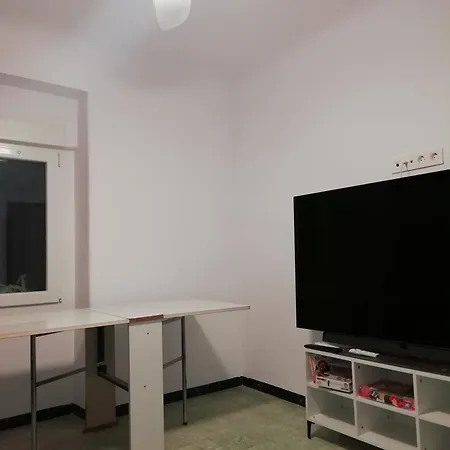 Casa De Tres Con Parking Bajo La Casa * Villajoyosa